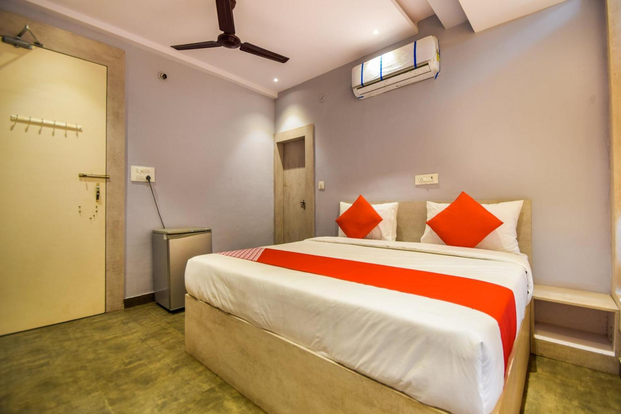 โอโย 35374 โฮเต็ล กาญจน์ เรซิเดนซี Hotel โกตา ภายนอก รูปภาพ